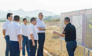 自治區(qū)國(guó)資委主任潘世慶到柳工智能國(guó)際工業(yè)園調(diào)研