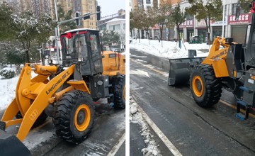 春運(yùn)保安全 柳工機(jī)械戰(zhàn)斗在破冰除雪第一線！