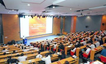 柳工黨委掀起學(xué)習(xí)宣傳貫徹黨的二十大精神熱潮，努力在推動(dòng)企業(yè)高質(zhì)量發(fā)展上展現(xiàn)更大作為