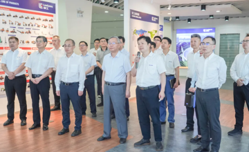 共話合作謀未來 國新控股副總經理王豹一行到訪柳工調研交流