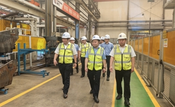 鄭津赴異地子公司開(kāi)展綜合調(diào)研