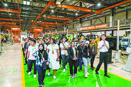 綠色發(fā)展青年領袖研修交流營、第15屆中國-東盟青年營到柳工研修交流